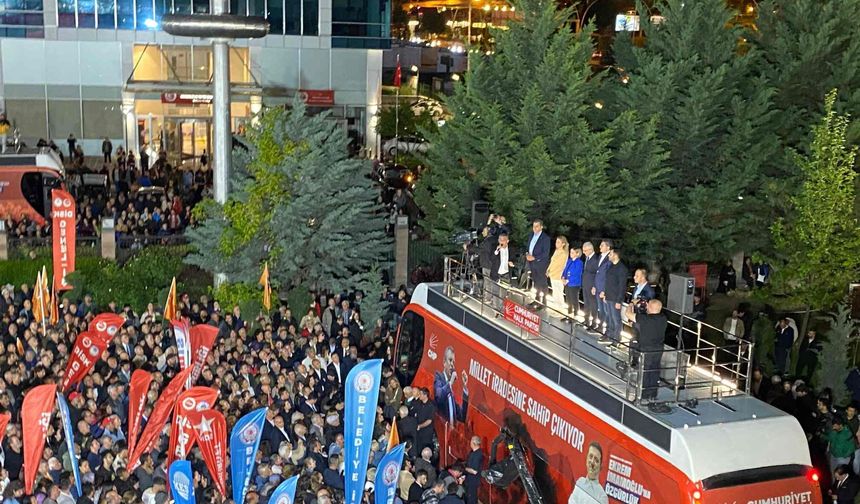 Özel: "Biz en kısa zamanda sandık istiyoruz, kurultay istiyoruz"