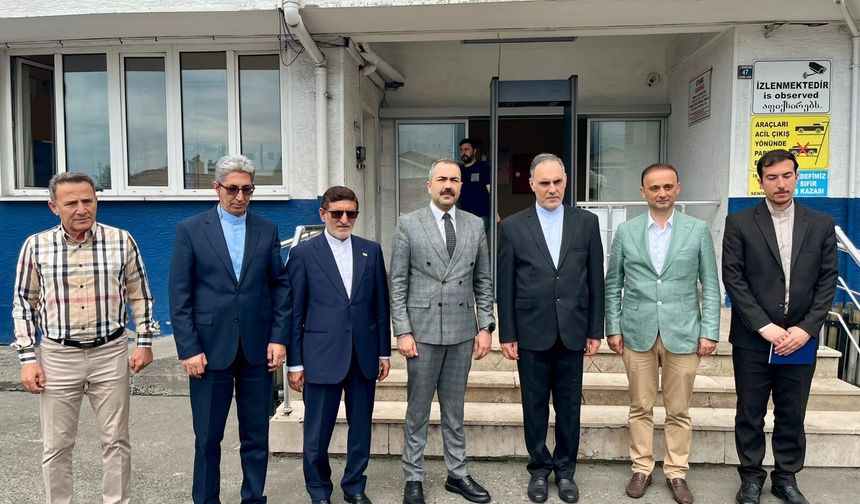 İRAN HEYETİ HOPA LİMANI’NDA İNCELEMELERDE BULUNDU