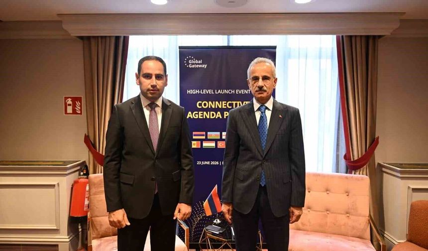 Bakan Uraloğlu, Ermeni mevkidaşı Khudatyan ile görüştü