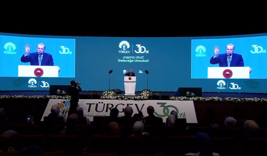 Cumhurbaşkanı Erdoğan: 'Akışa yön veren bir gençlik yetiştireceğiz'