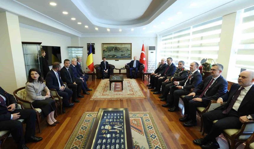 Cumhurbaşkanı Erdoğan, Romanya Cumhurbaşkanı Dan ile görüştü