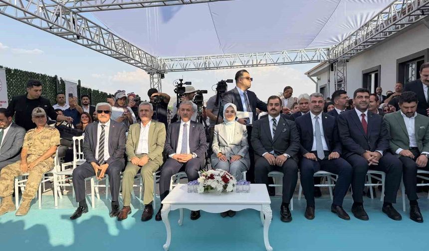 Bakan Göktaş, Mardin'de Hasan Keleşoğlu Çocuk Evleri Sitesi açılış törenine katıldı