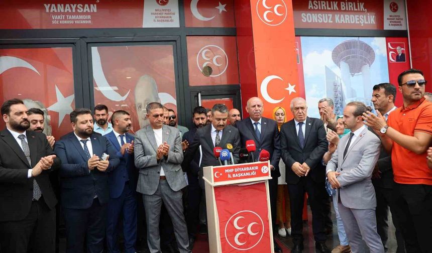 MHP Diyarbakır İl Başkanlığında görev devri
