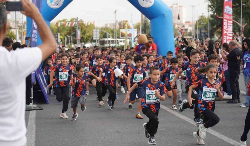 6. Uluslararası Kayseri Yarı Maratonu'na saatler kaldı