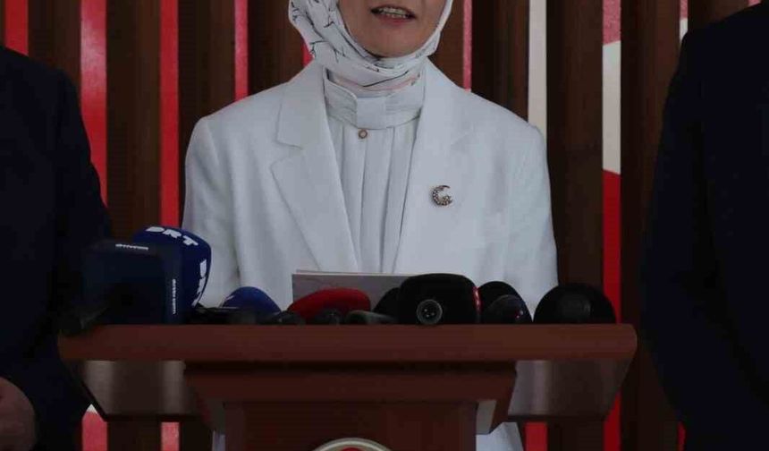 Bakan Göktaş, Denizli'de krediden faydalanan çiftin nikahını kıyacak