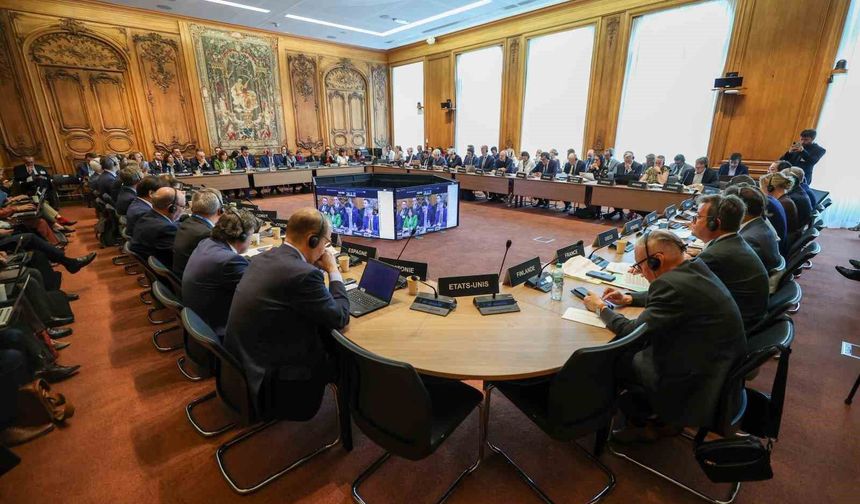 COP31 Başkanı Kurum'dan Paris'te iklim finansmanı için 'stratejik güvenlik' uyarısı