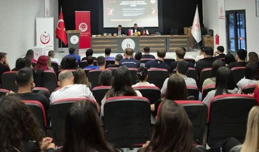 Kayseri'de voleybol sezonu öncesi bilgilendirme toplantısı yapıldı