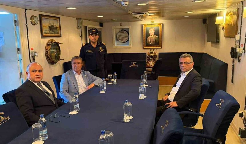 KKTC Cumhurbaşkanı Erhürman, TCG Işın'da arama çalışmalarını takip etti