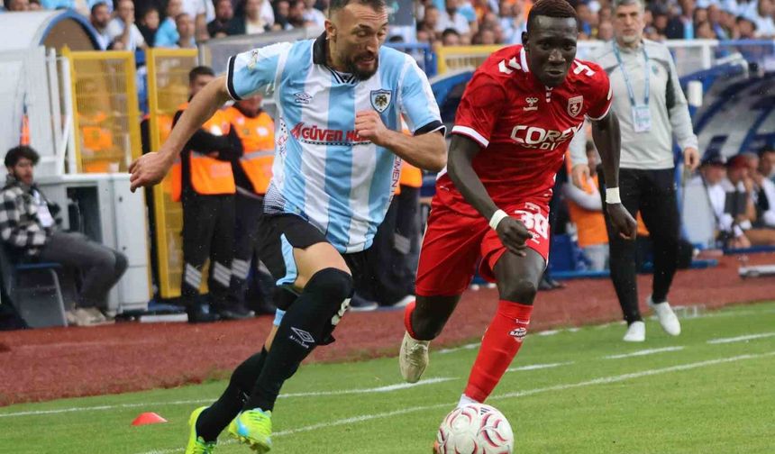 Trendyol Süper Lig: Erzurumspor FK: 1 - Samsunspor: 0 (İlk yarı)