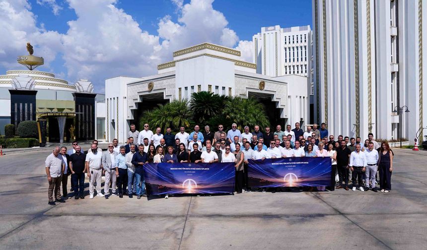 Mercedes-Benz Türk, Bayi ve Yetkili Servis Ağındaki İş Ortaklarıyla Bir Araya Geldi