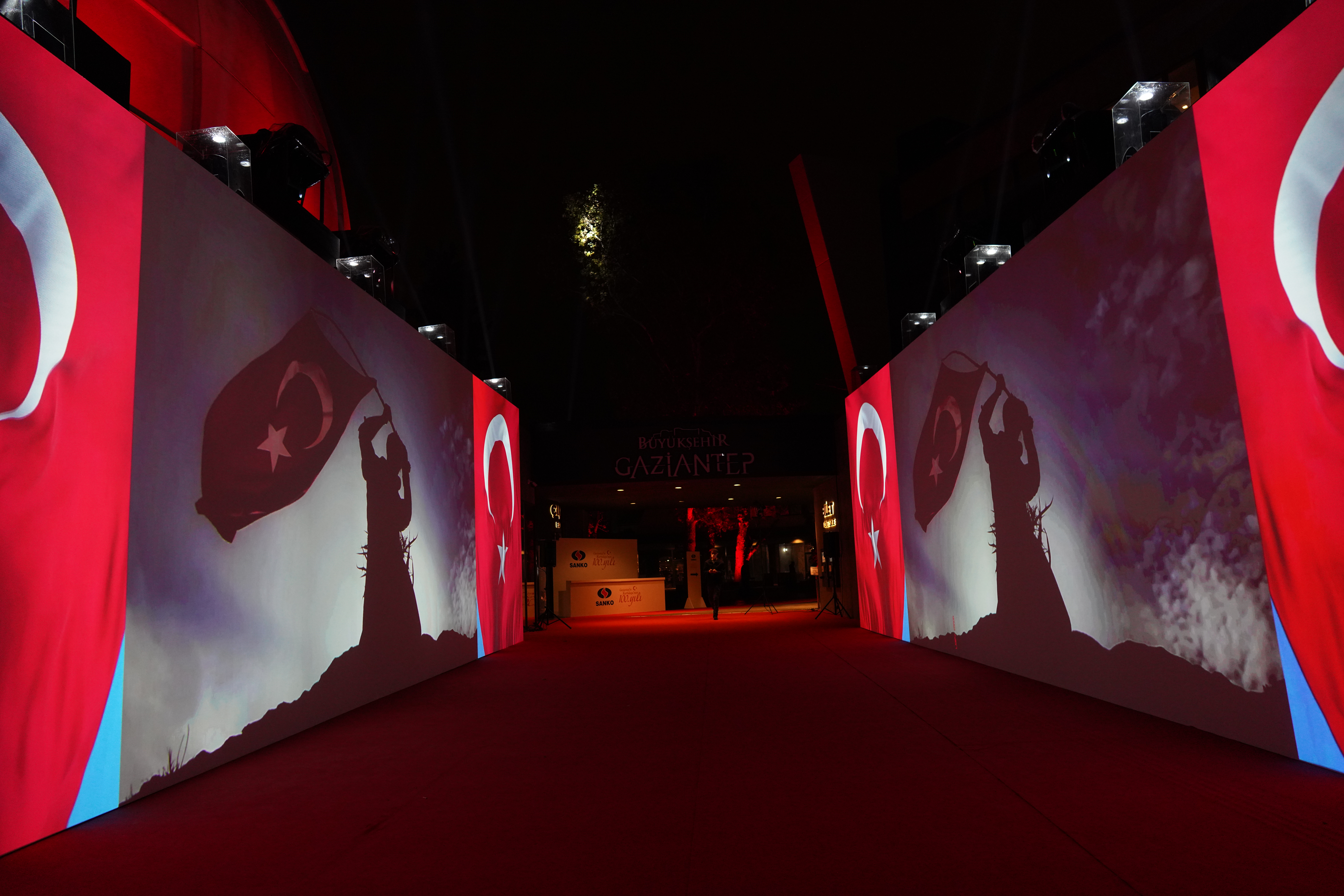 SANKO HOLDİNG GAZİANTEP’İN KURTULUŞU’NUN 100. YILINI  ÖZEL ETKİNLİKLE KUTLADI