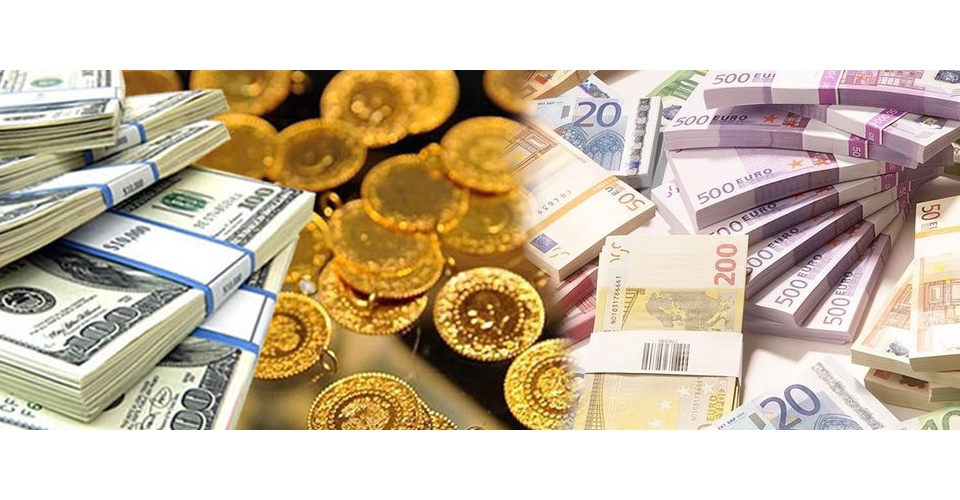 Золото евро доллар. Золото валюта. Деньги евро и золото. Золото и доллары. Евро,доллары,рубли золотые.