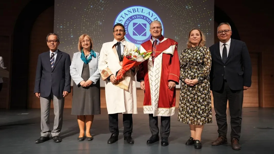 İstanbul Aydın Üniversitesi Rektörlüğü Görevine, Mütevelli Heyetimizin Önerisi, Yükseköğretim Kurulu Başkanımız Sayın Prof. Dr. Erol Özvar'ın Uygun Görüşü Ve Cumhurbaşkanımız Sayın Recep Tayyip Erdoğan’ın Tensipleriyle (3)