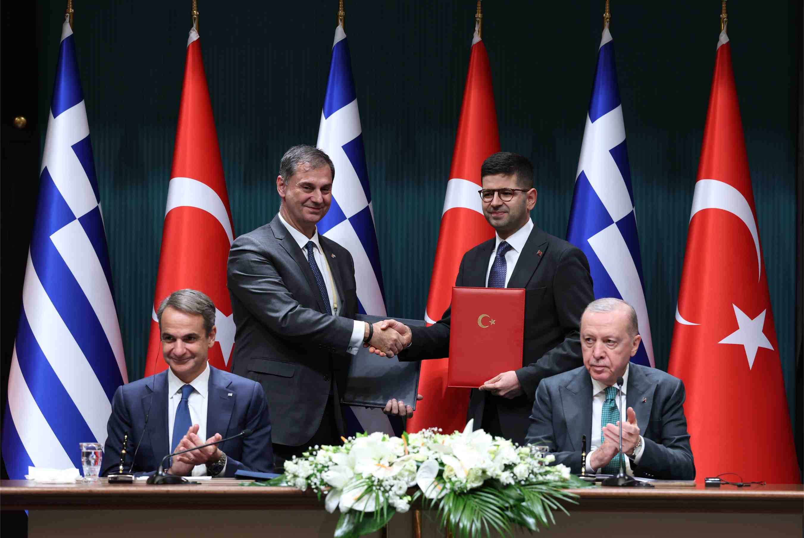 Erdoğan: “Yunanistan ile meseleler uluslararası hukuk temelinde çözümsüz değildir”