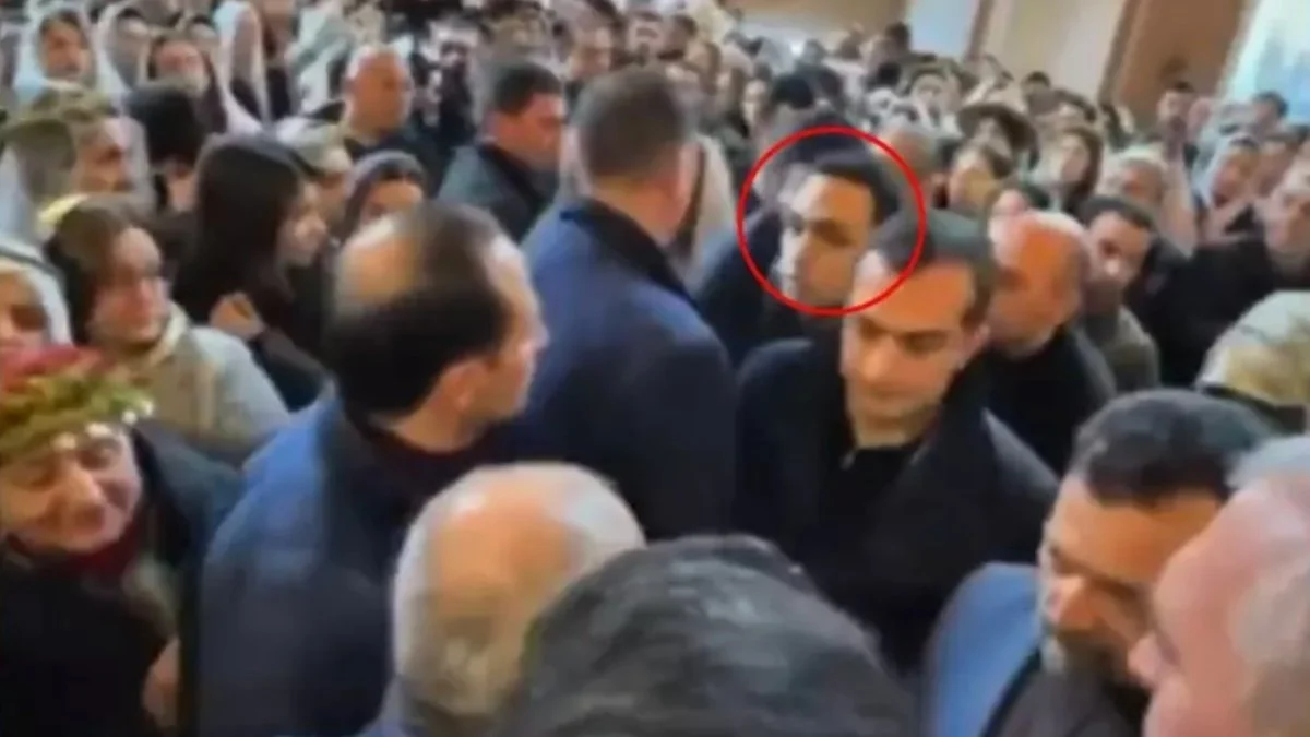 Ermenistan Başbakanı Paşinyan’a kilisede saldırı!