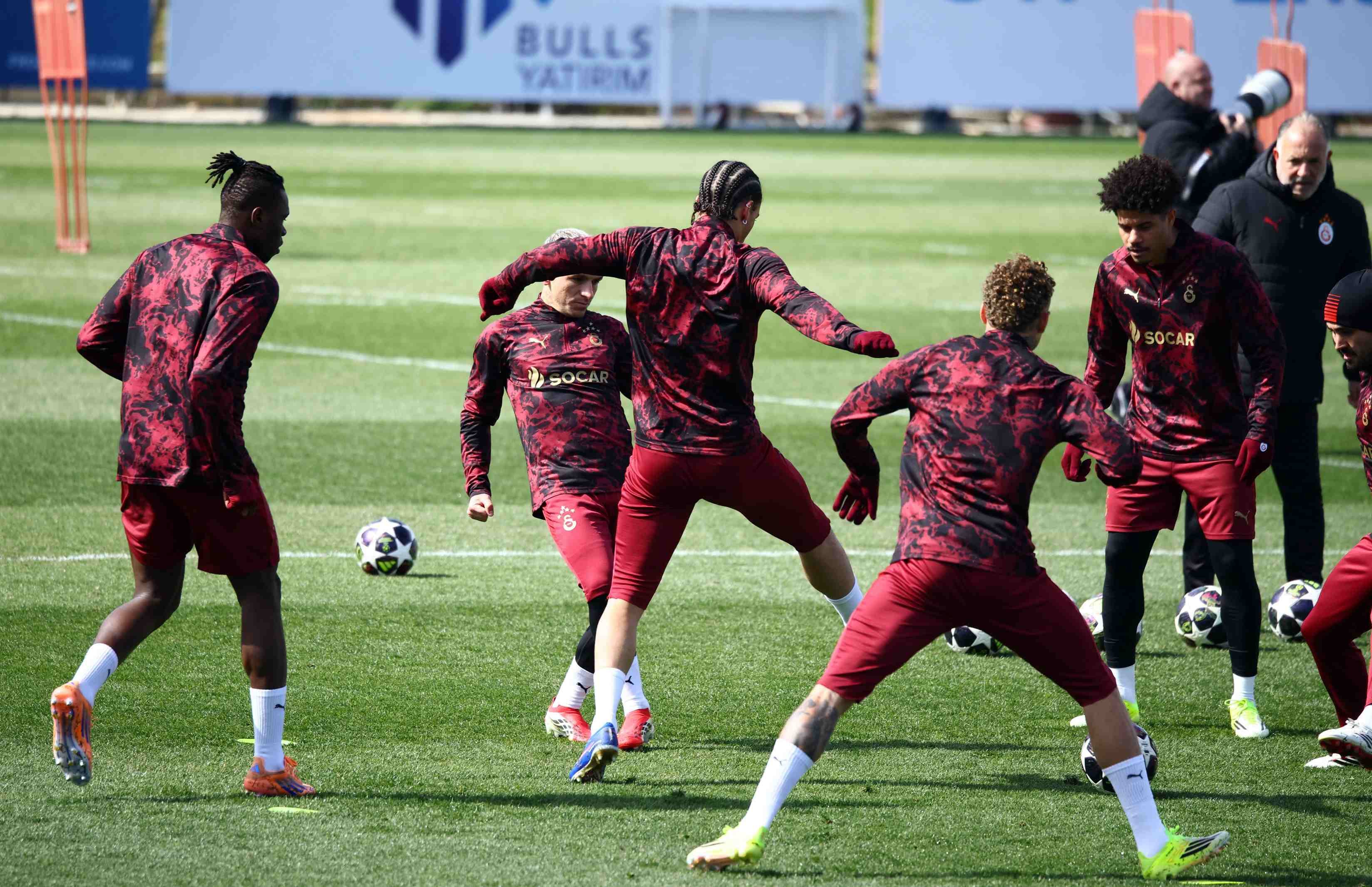Galatasaray, Liverpool maçı hazırlıklarını tamamladı