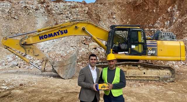 Komatsu, “Altın Baret Ödülleri”nin İkinci Ayında En Başarılı Operatör Belirlendi!