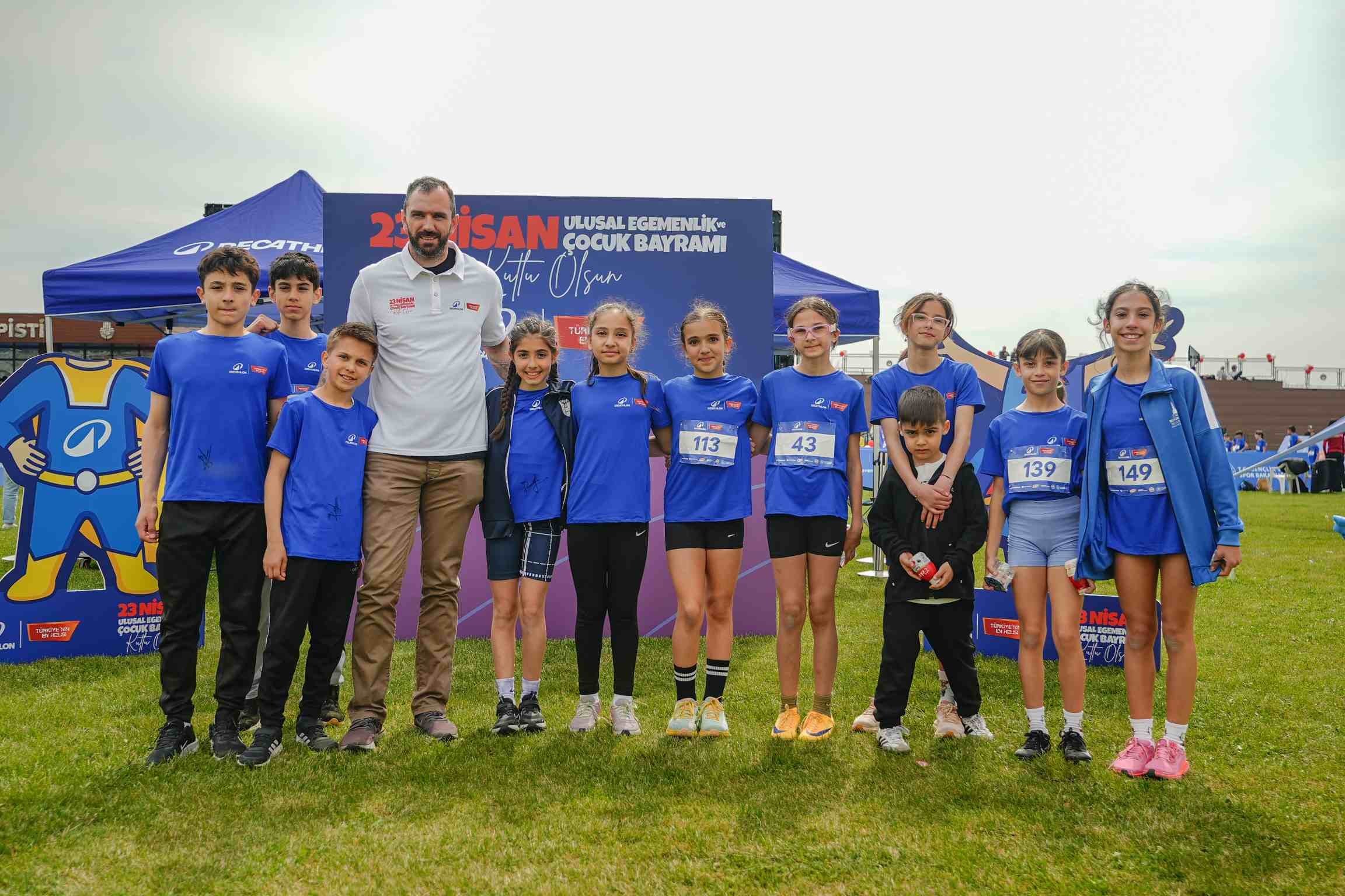 1776838827 Decathlon G Rsel 3