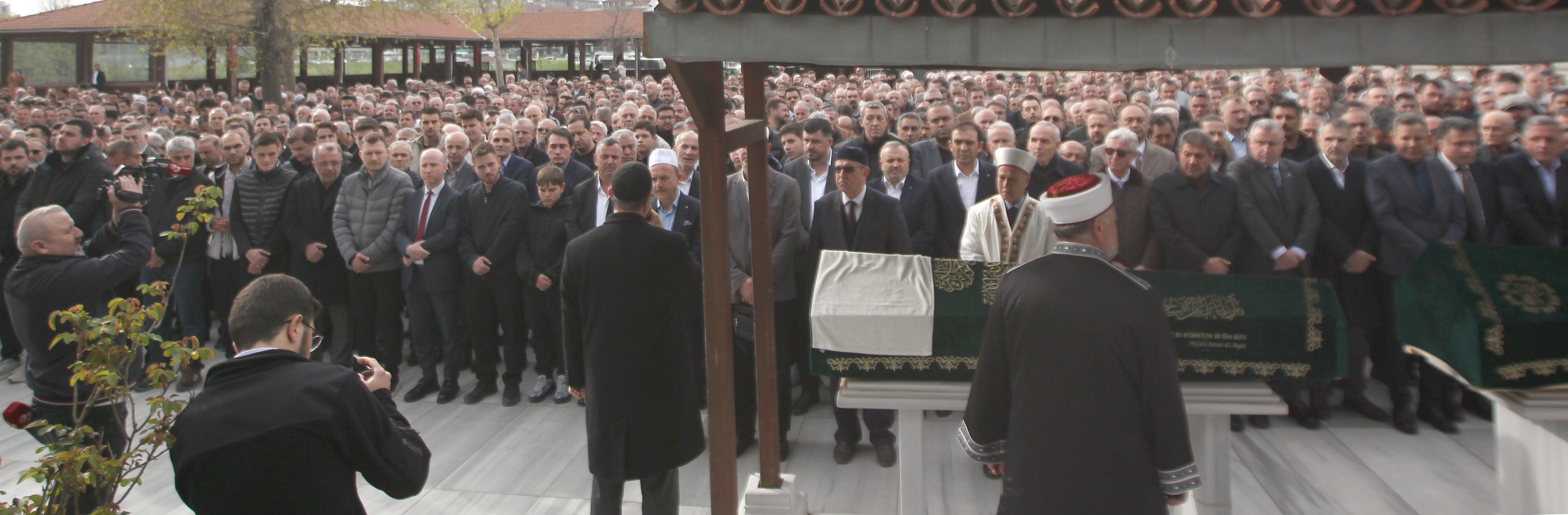 Galeri Sadullah Bicak Duala Lj J3