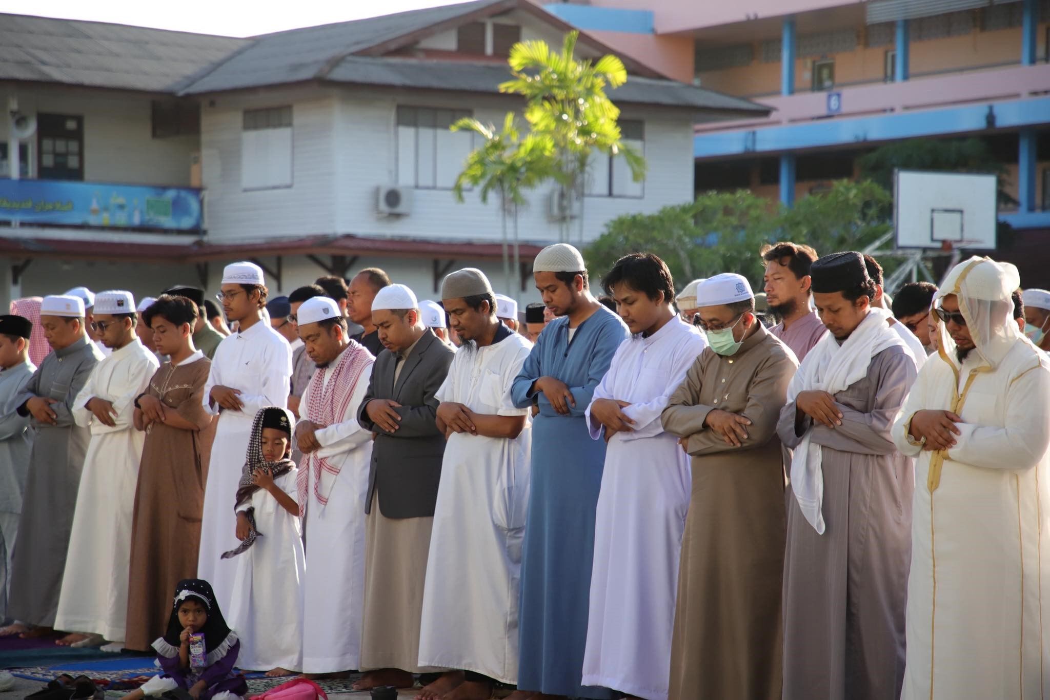 Tayland’da Binlerce Müslüman Kurban Bayramı Namazında Buluştu