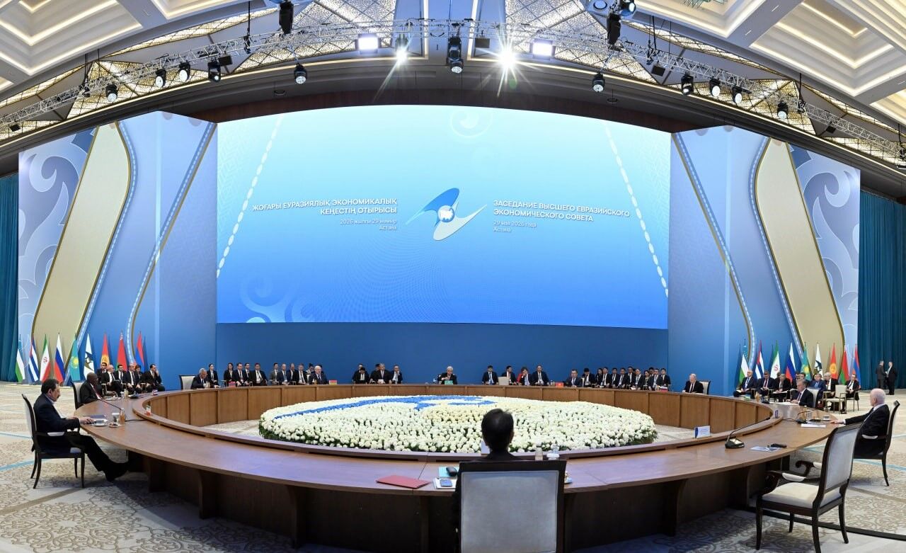 Avrasya Ekonomik Birliği üyesi ülkelerin liderleri Astana'da bir araya geldi