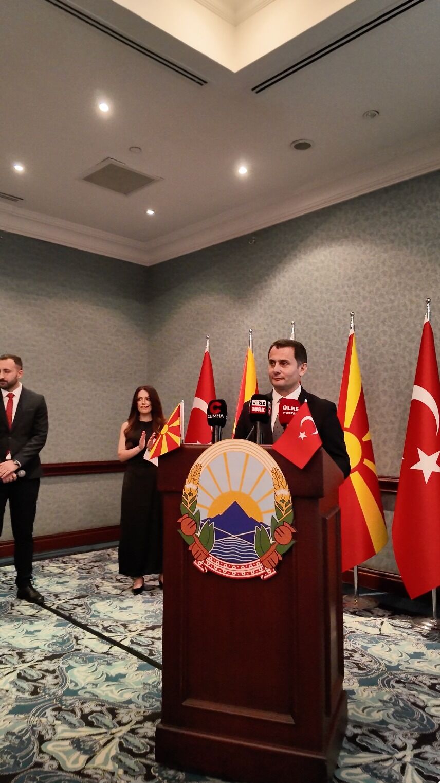 Başkonsolos İdris Fazlioski 1 130356402