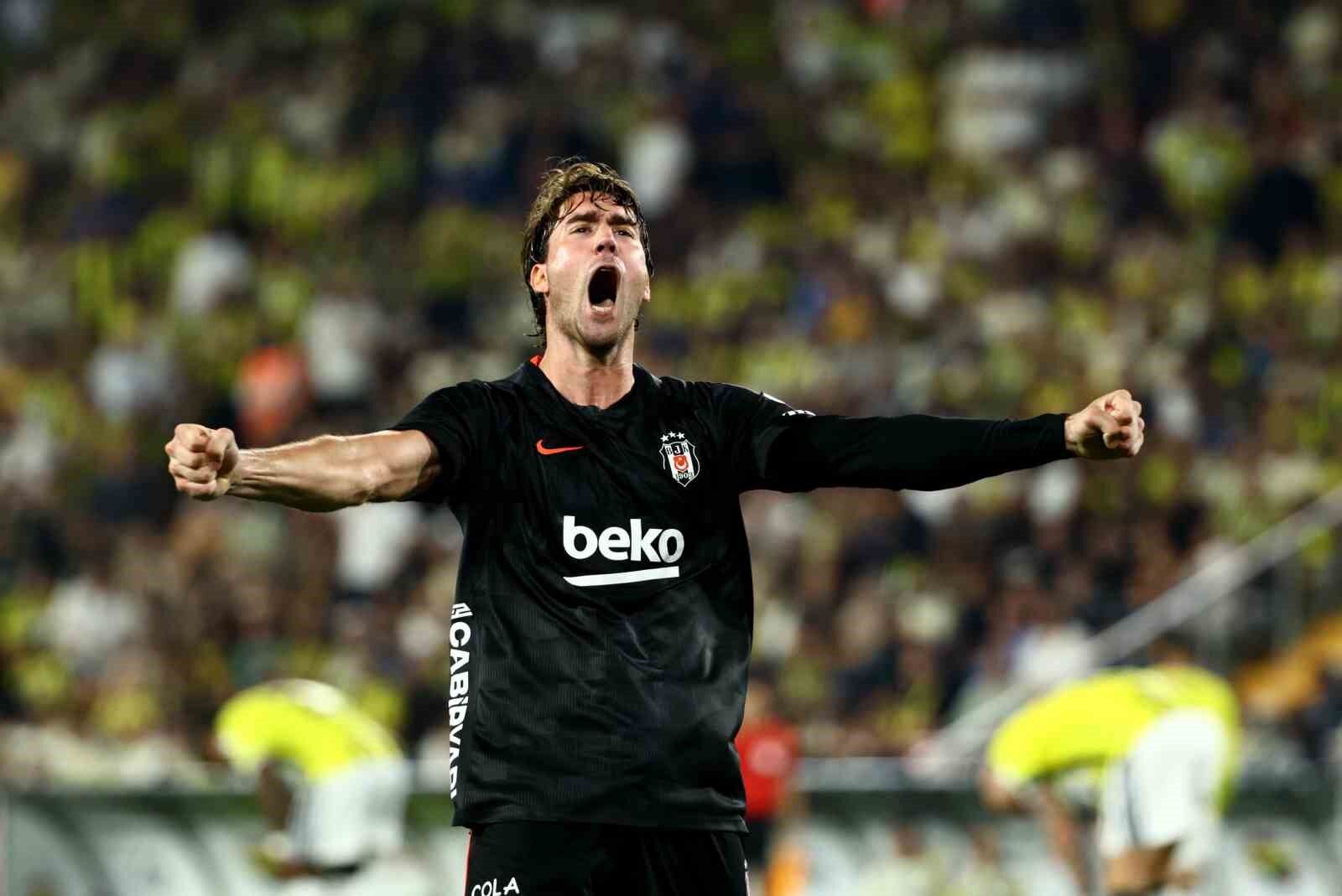 Marsilya'nın eski teknik direktörü Casoni'den, Beşiktaş'ın hücum hattına övgü!