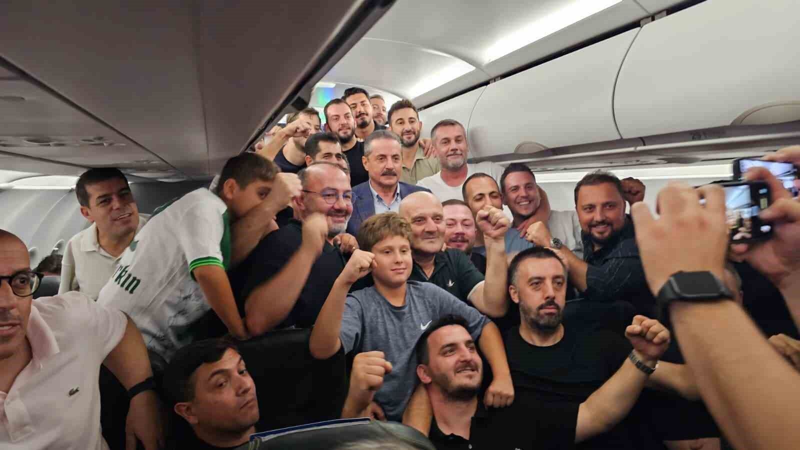 Milletvekili Faruk Çelik: 'Bu takım için el birliği yapmak hepimizin görevi'