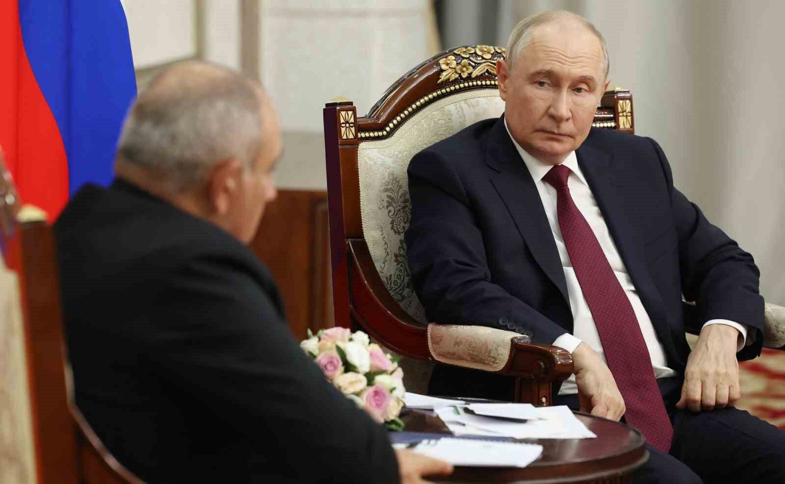 Putin'den Paşinyan'a: AB'ye katılma süreci kararını mümkün olan en kısa sürede verin'