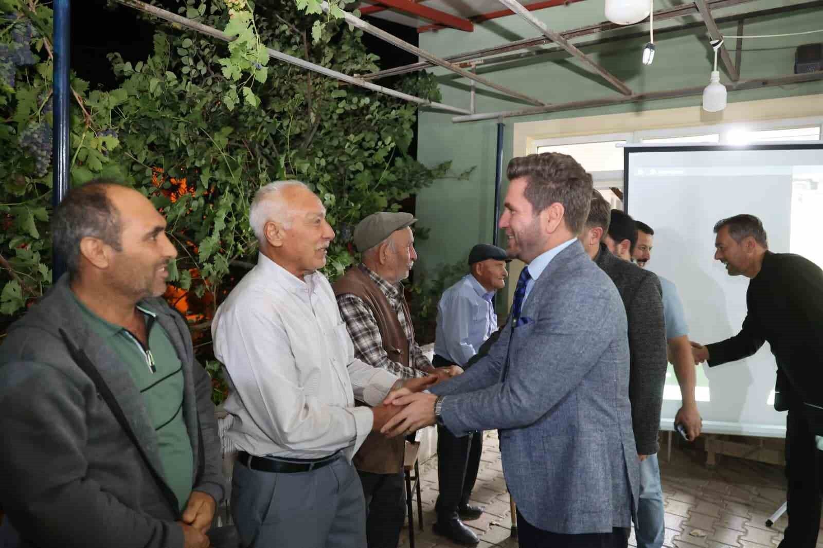 Tavas'ta halk toplantıları Kozlar Mahallesi ile devam etti