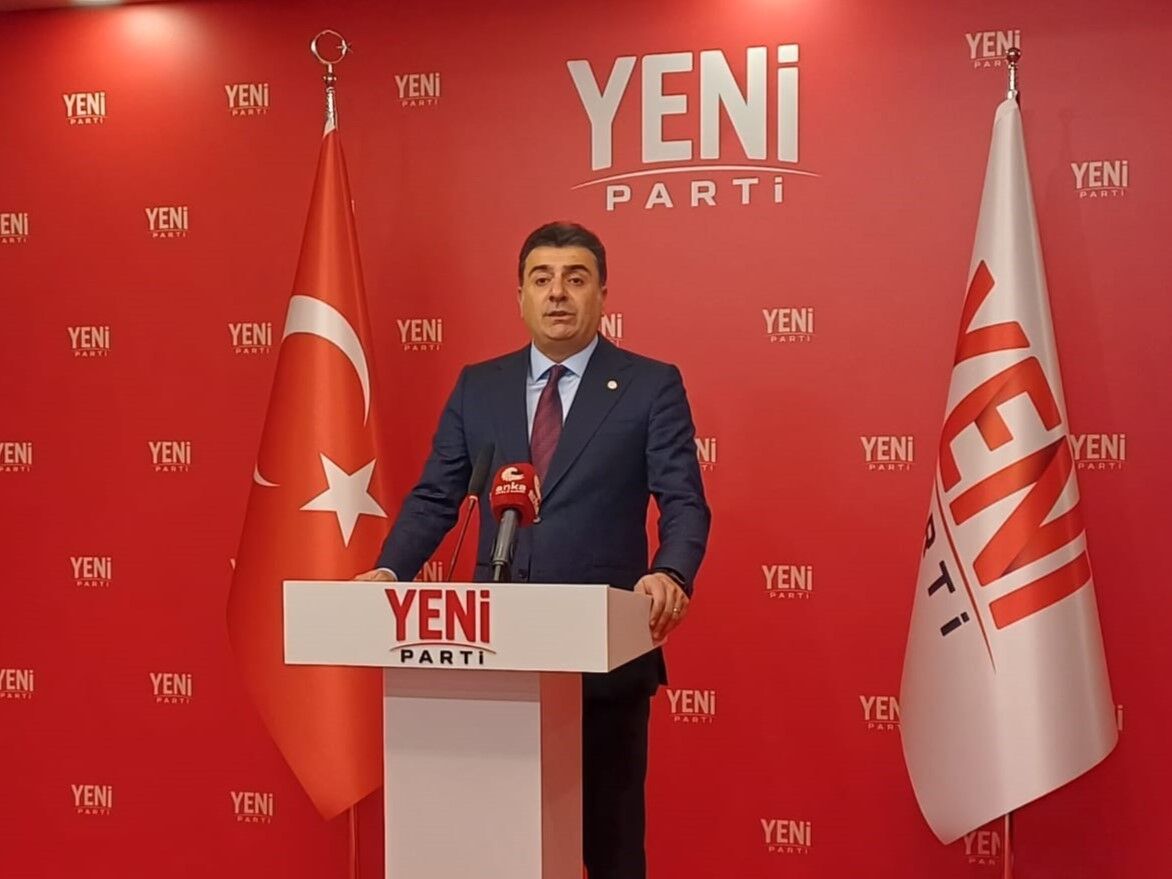 YENİ Parti Sözcüsü Emre: 'YENİ Parti isminin başına küçük bir düzenleme koyarak konuyu kapatabiliriz'
