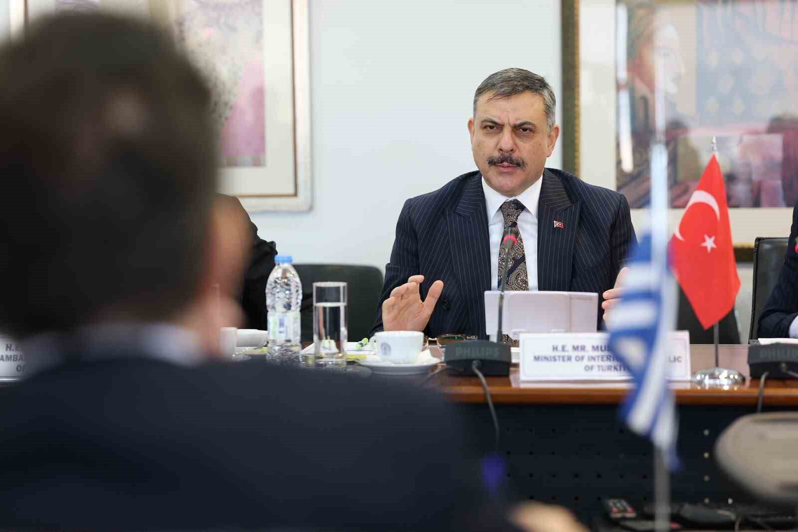 Bakan Çiftçi'den Yunanistan'a iade tepkisi: ''Yunanistan suçluların sığınağı olmasın''