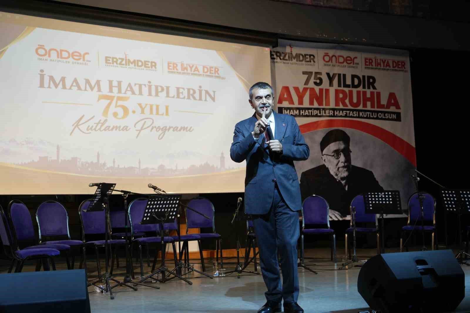 Bakan Tekin: 'İmam hatip okullarının üçüncü kurucusu Cumhurbaşkanımız Recep Tayyip Erdoğan'dır'