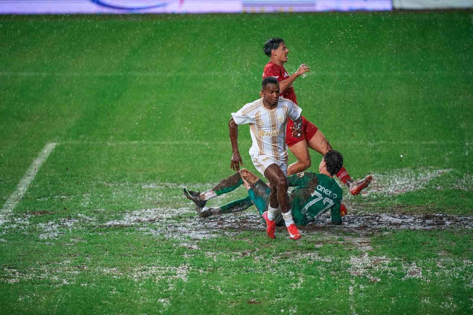 Daniel Moreno durdurulamıyor