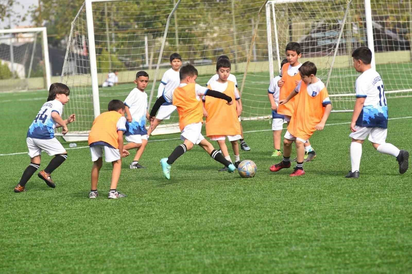 Yunusemre Belediyespor geleceğin yıldızlarını arıyor