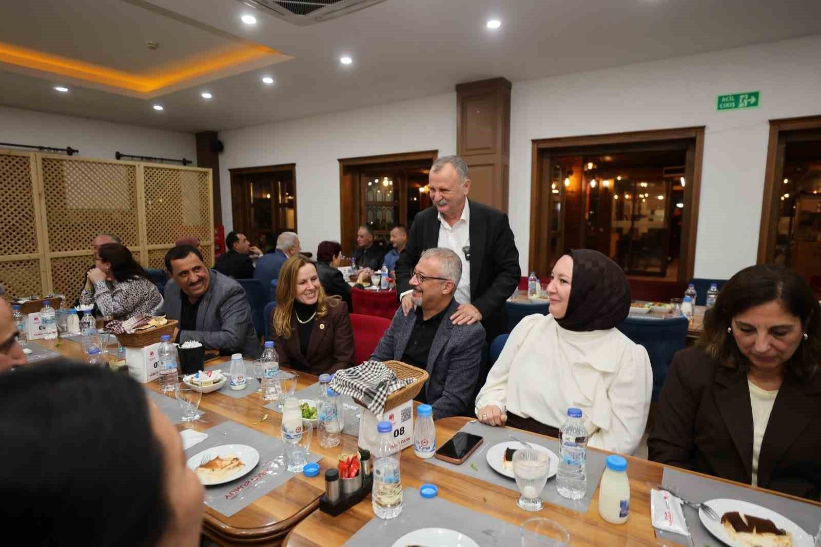 Yunusemre'de muhtarlar Günü buluşması